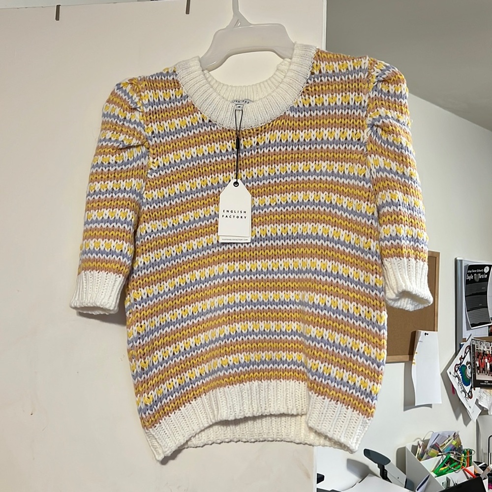 NWT English factory puff sleeve top